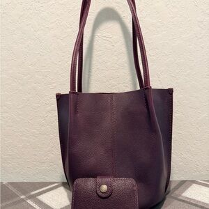 Portland Leather Goods Devan Bucket Tote with Wallet in Plum